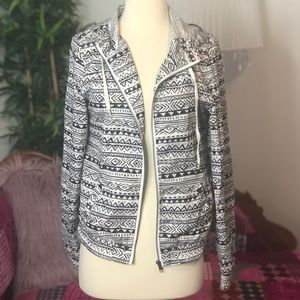 ZINE B&W AZTEC PRINT JACKET